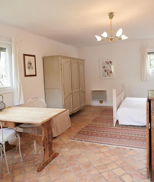 Maison Le Retour Bed & Breakfast Le Rouret ภายนอก รูปภาพ