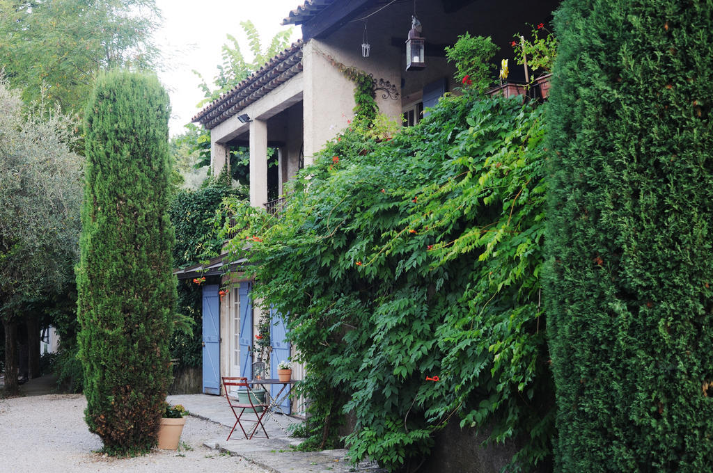 Maison Le Retour Bed & Breakfast Le Rouret ภายนอก รูปภาพ